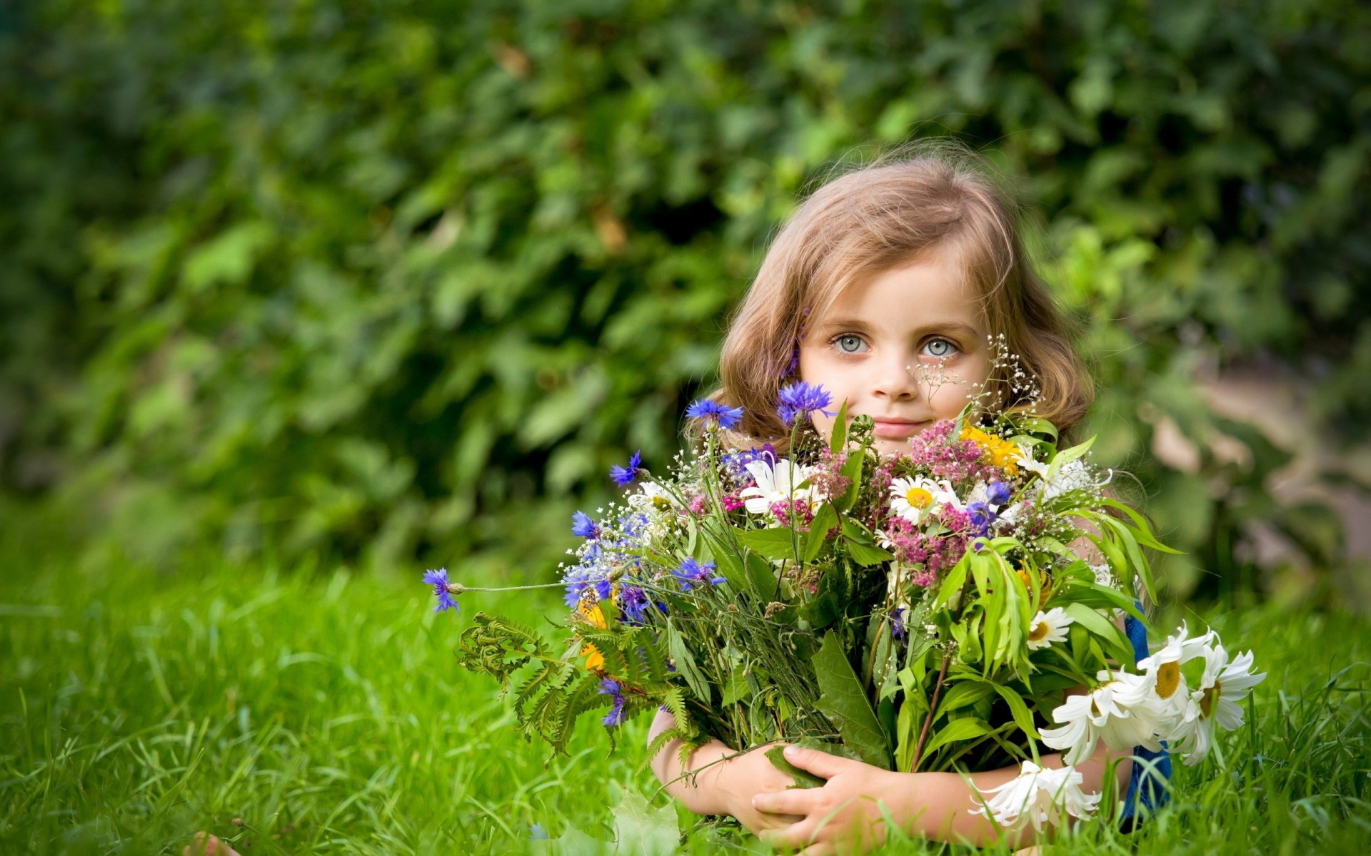 mädchen blumen