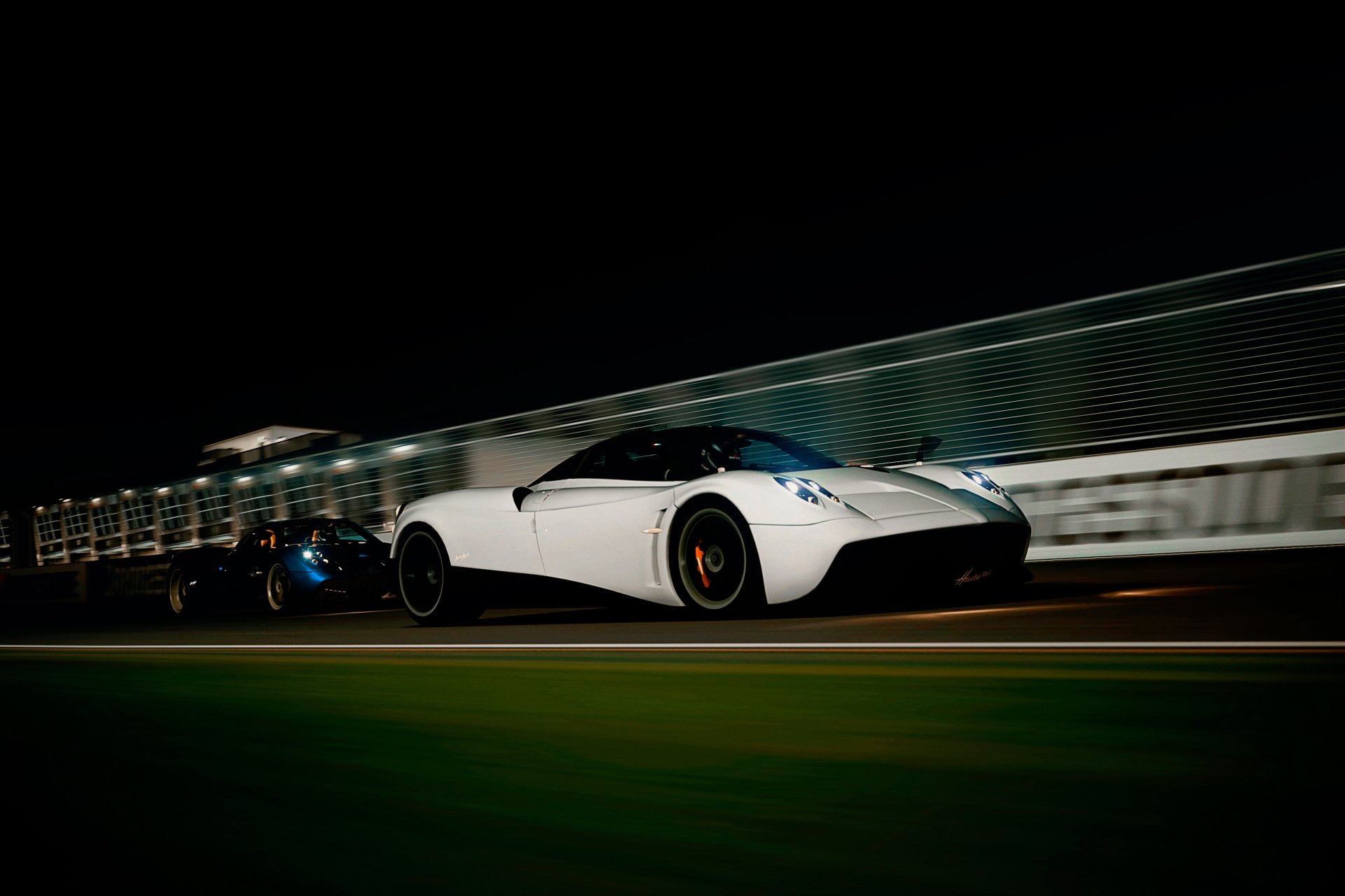 pagani huayra vitesse course