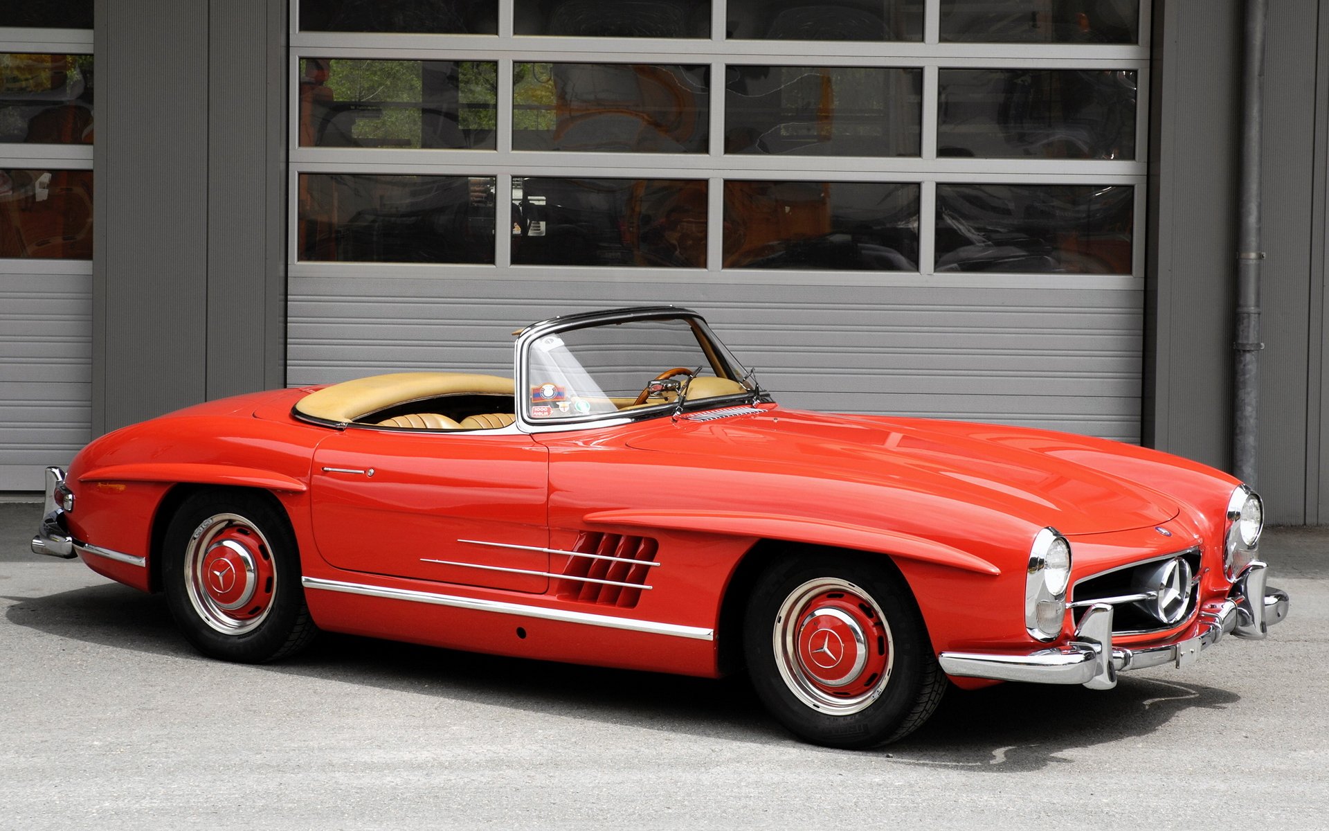 mercedes-benz 300sl ретро кабриолет красный