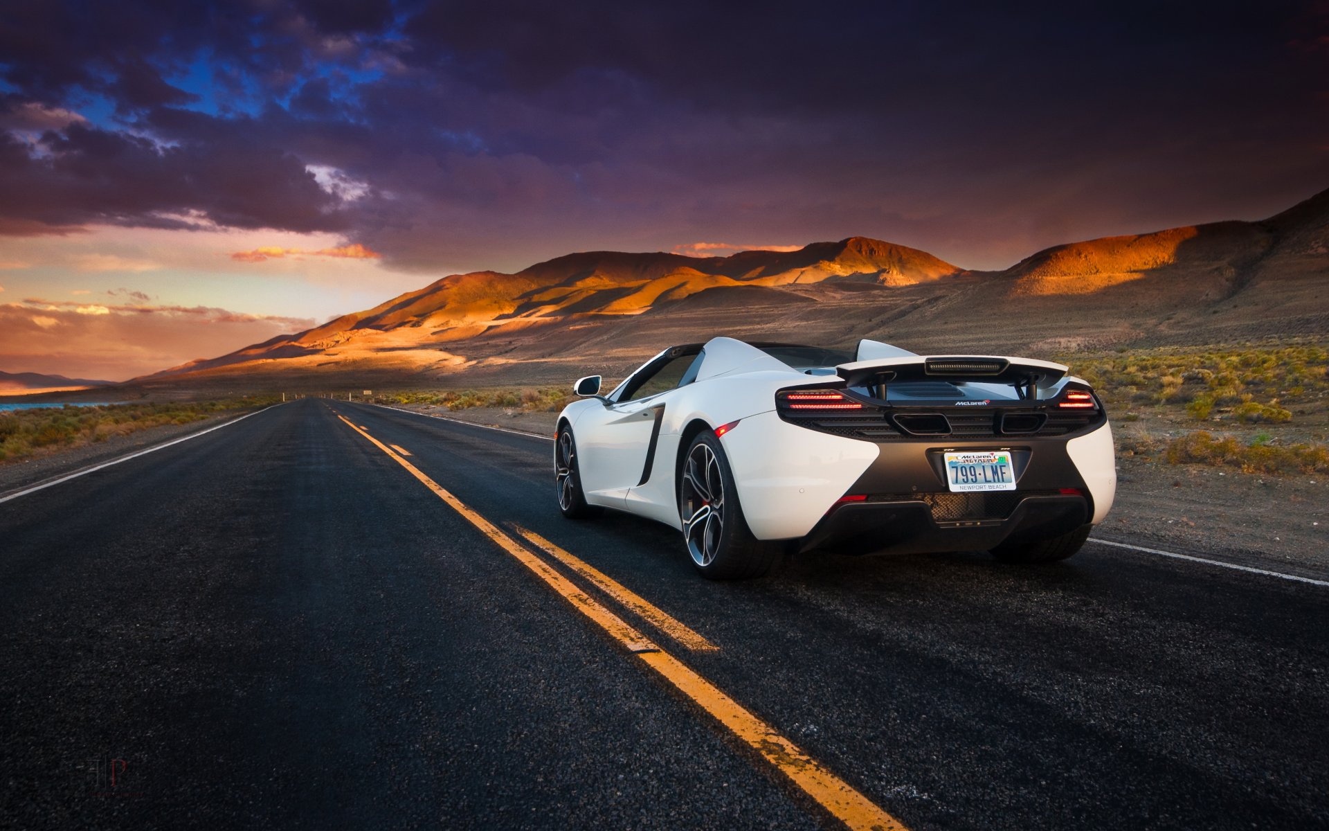 mclaren mp4-12c паук суперкар