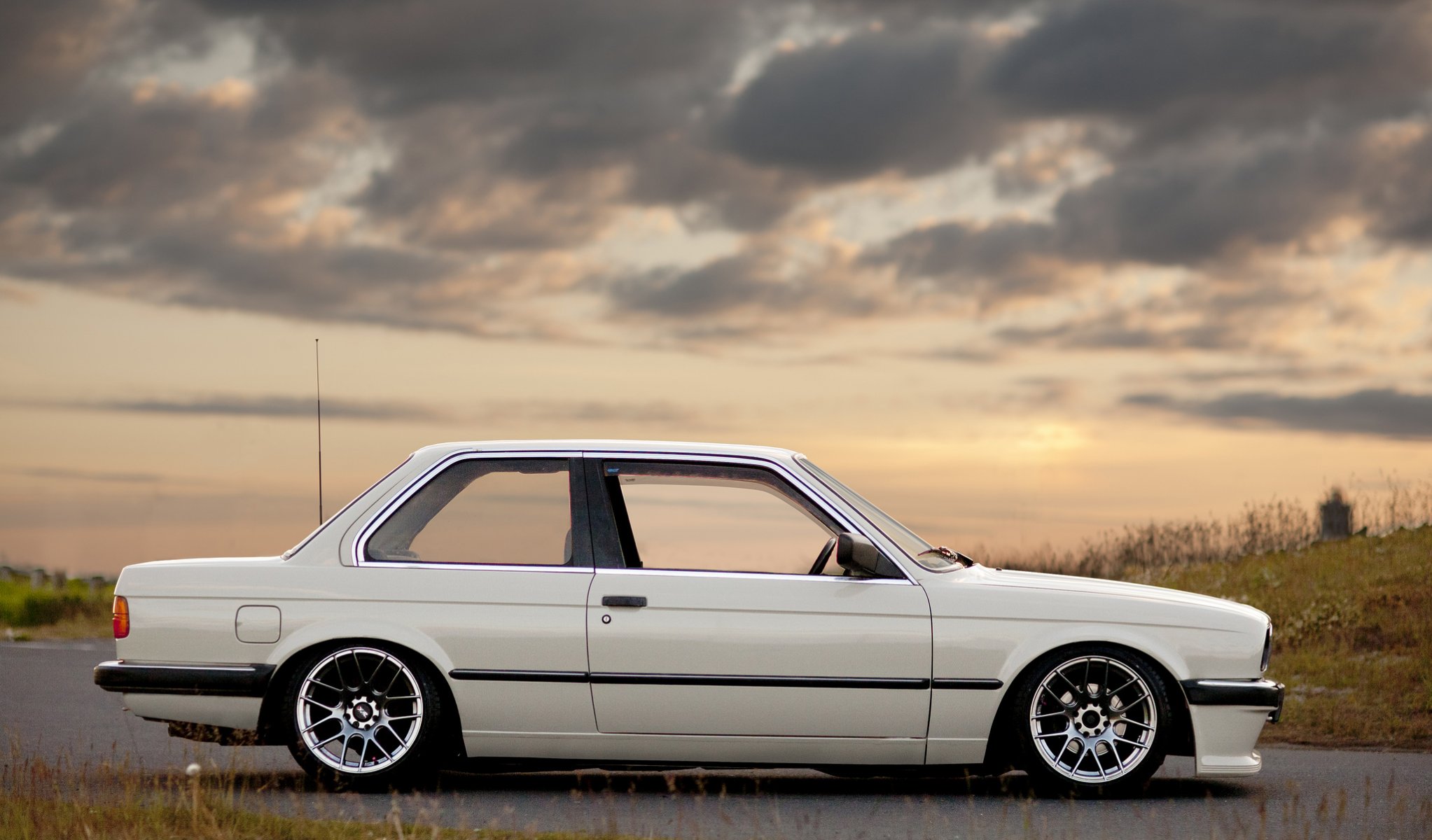 bmw e30 325i pozycja