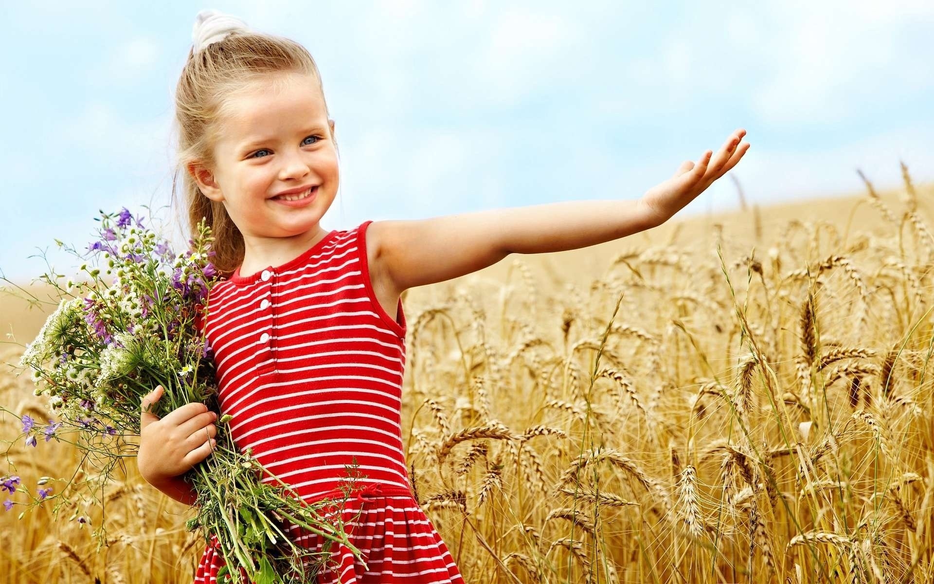 campo grano ragazza bambino