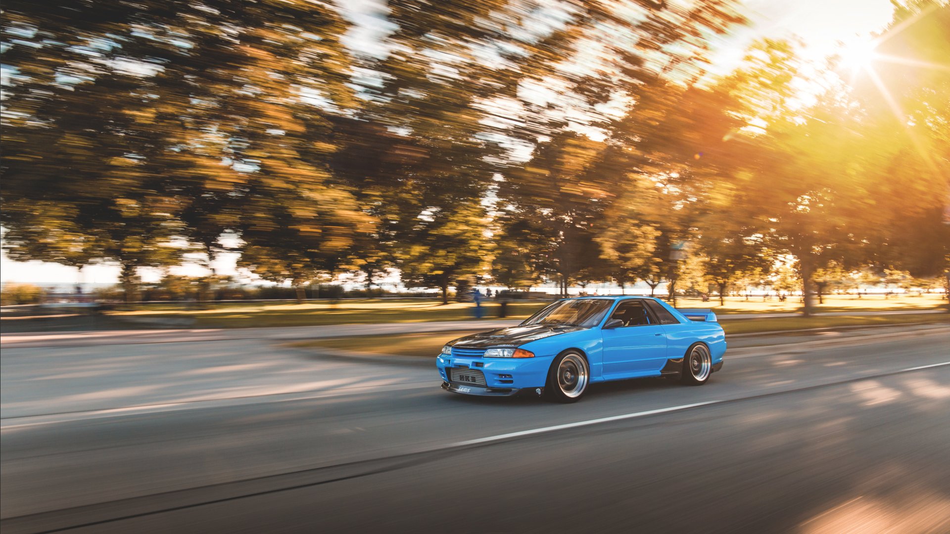 nissan skyline r32 gt-r car in motion