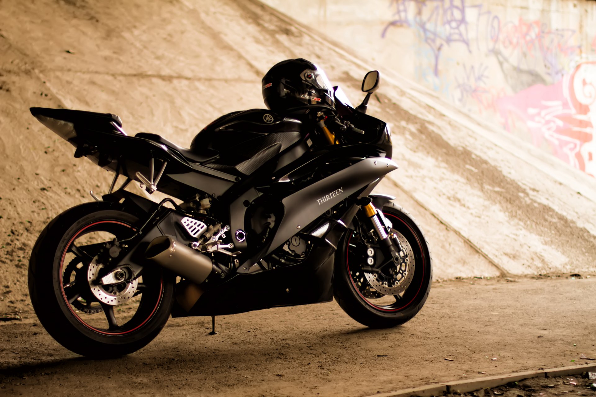 treize photographie photographe moto casque yamaha yzf-r6