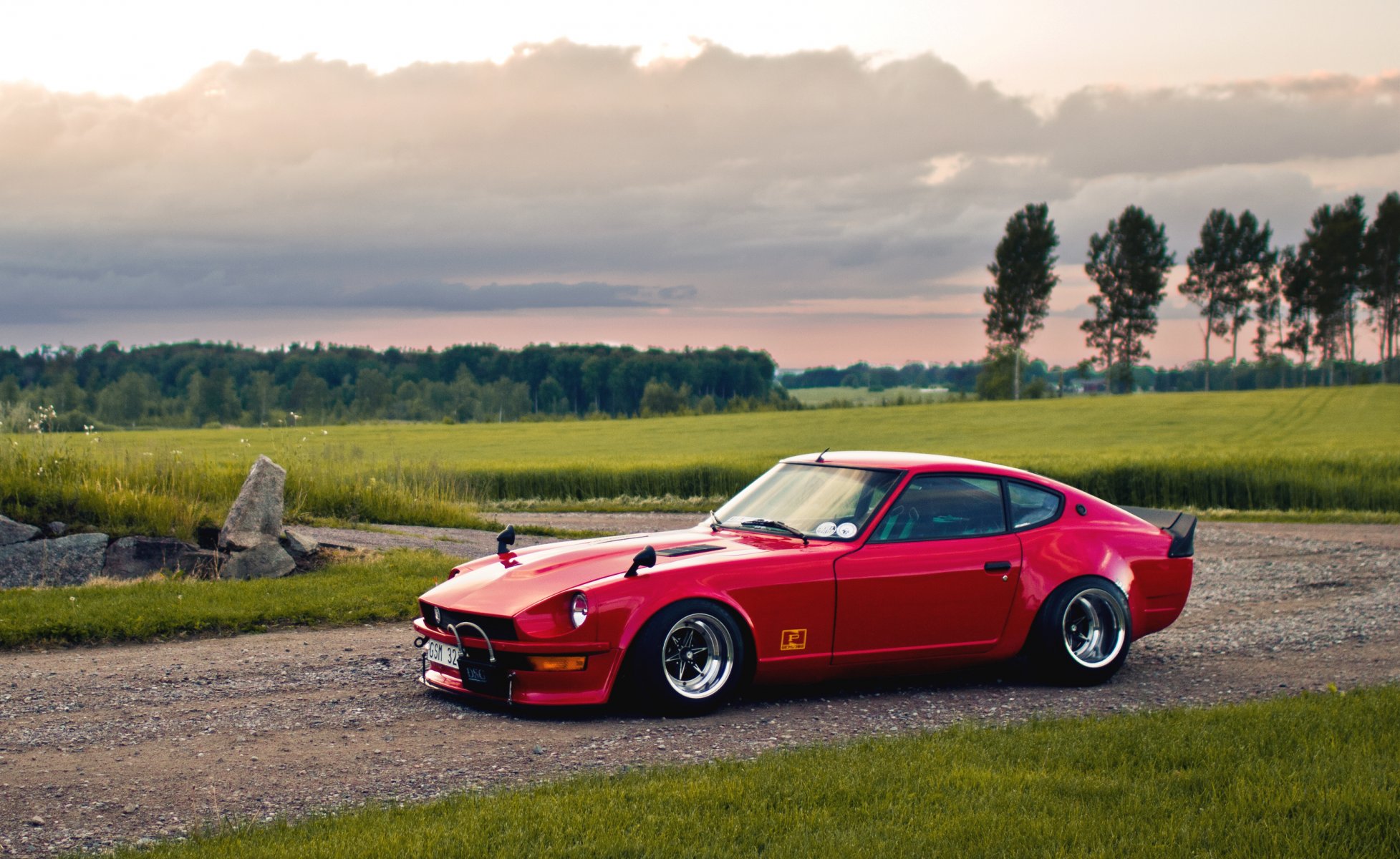 nissan datsun 240z czerwony japonia nissan datsun