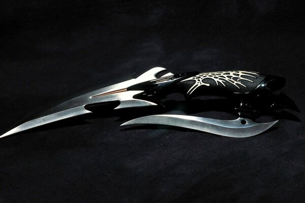 Double dagger on a dark background