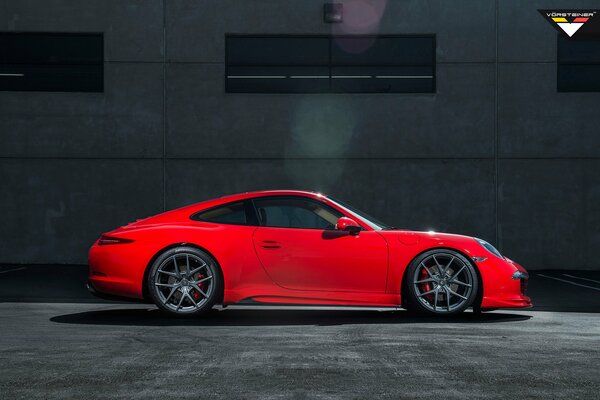 Red porsche 991 carrera s v- gt edition side wallpaper