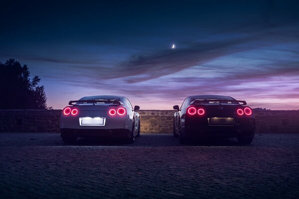 Voiture arrière nissan r35 RTM noir blanc