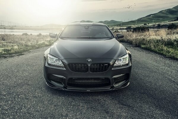 Автомобиль bmw vorsteiner передок