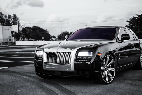 Black Rolls Royce car