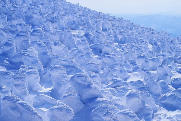 Rocas de nieve pintura a escala