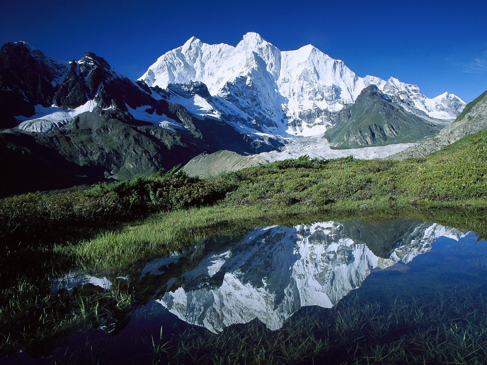 pic chomolonzo tibet montagnes