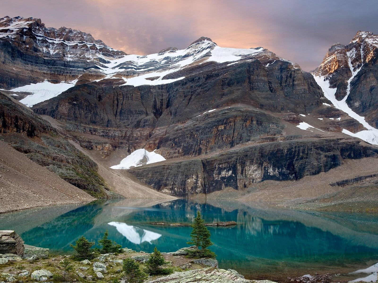 lago montagne alberi neve