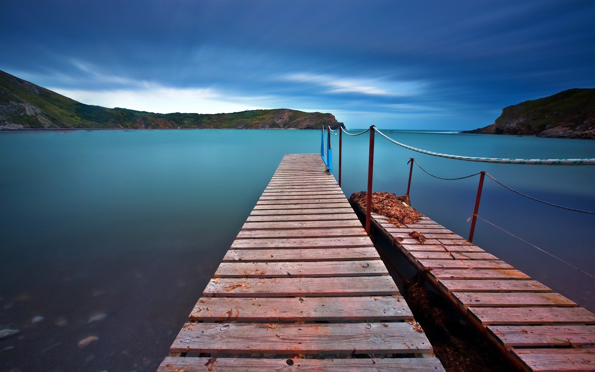 bahía agua muelle