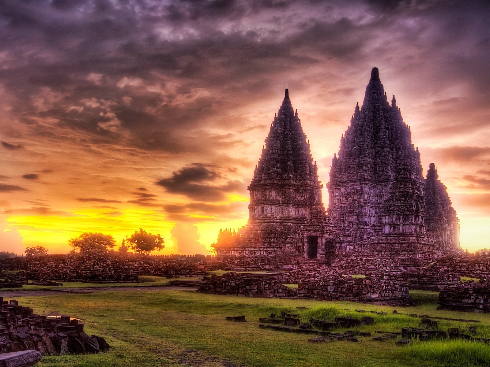 tempel sonnenuntergang wolken