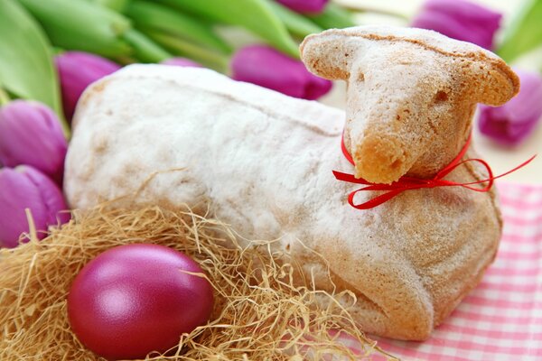 Hermosa decoración de la mesa para la Pascua