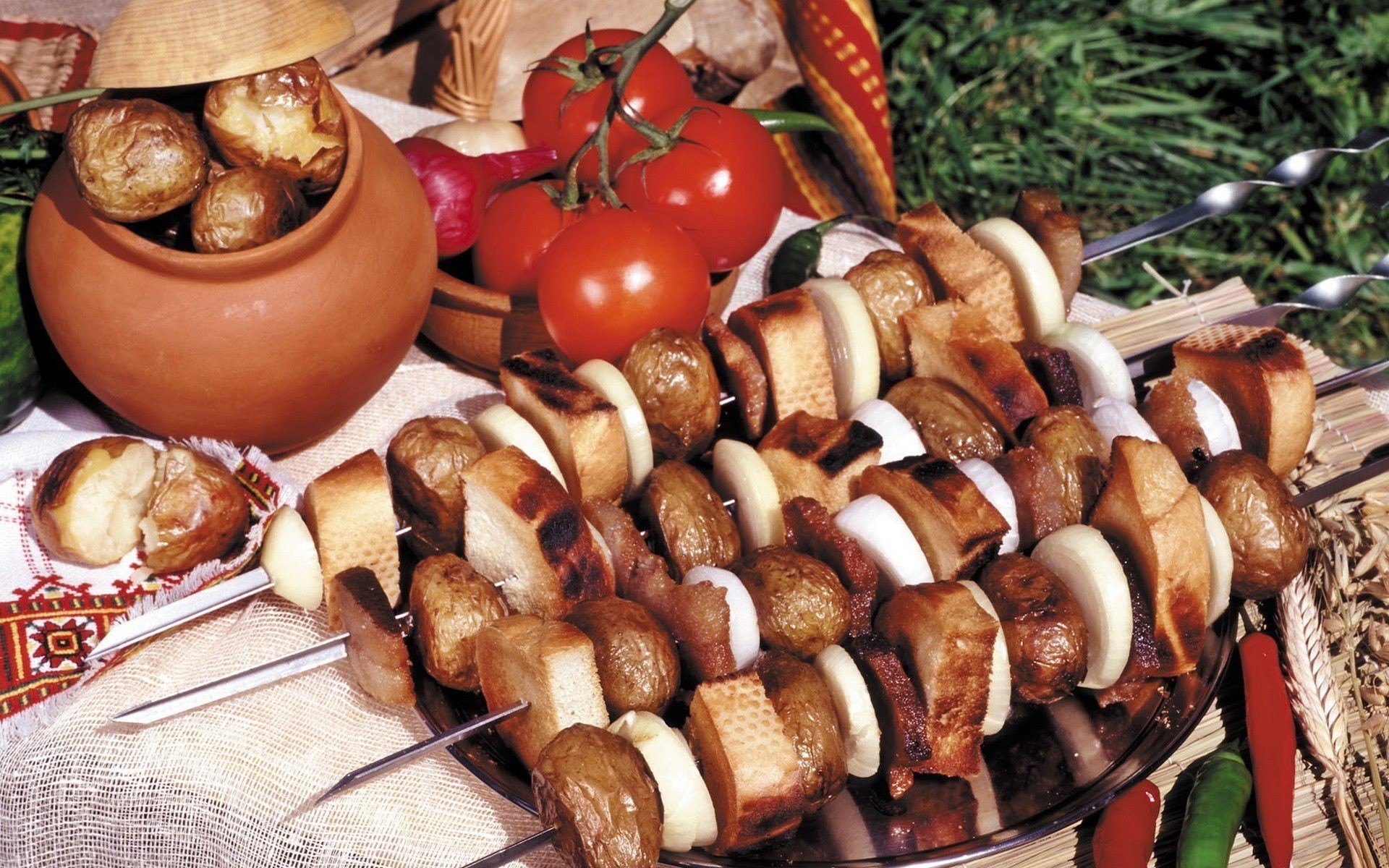 pfeffer brot schaschlik kartoffeln