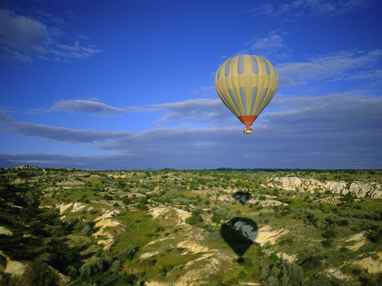 ballon hügel himmel flug