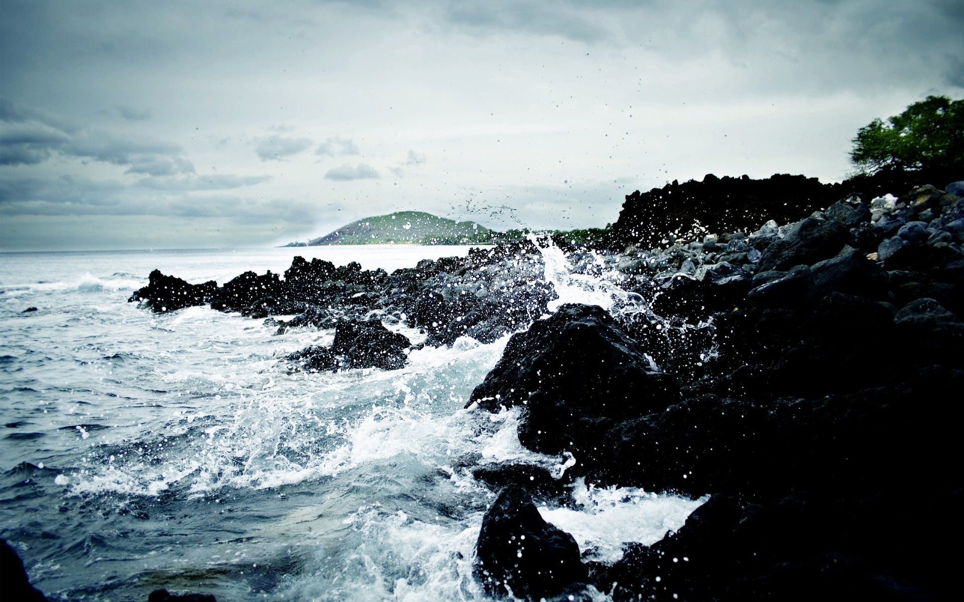 hawaje skały morze fale woda skały