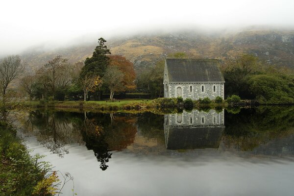 Путешествие в Ирландию дом на реке