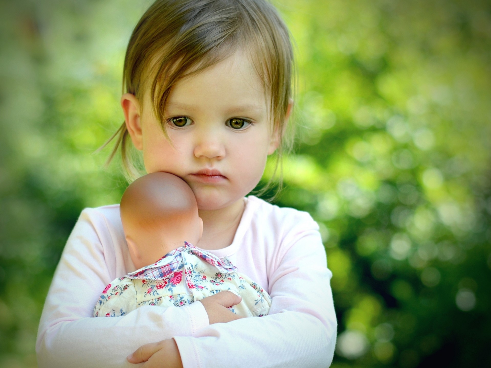 bokeh poupée humeur fille enfant