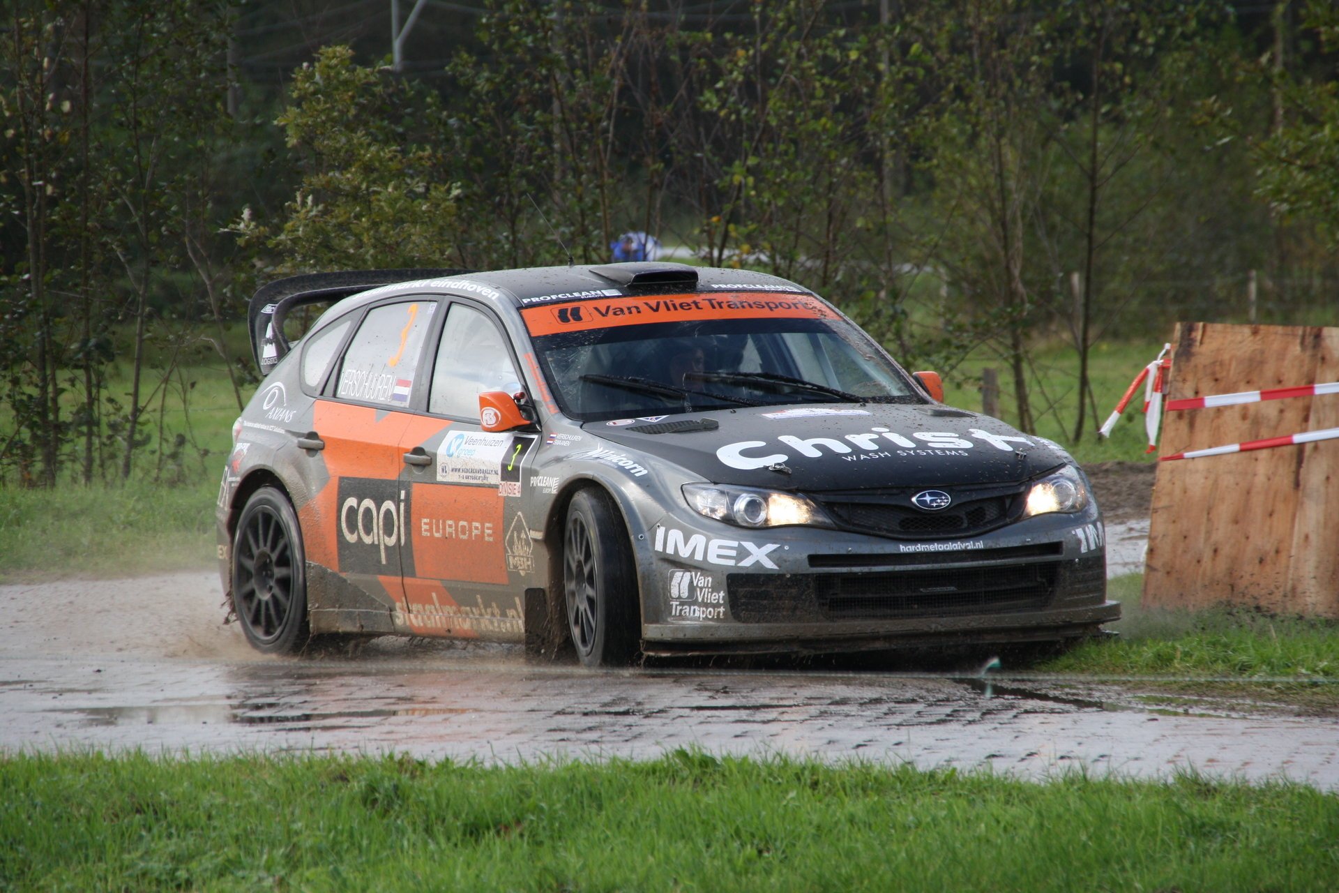 ubaru want rain sti dirt rally impreza