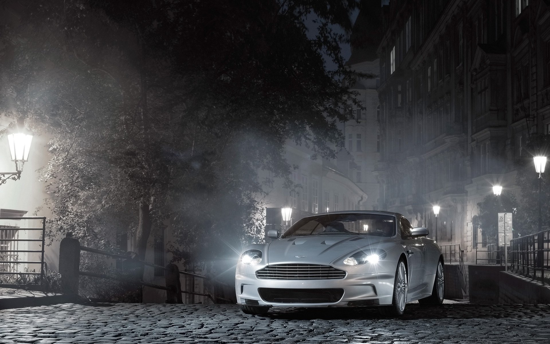 voiture voiture aston martin db9 aston martin coupé voiture de sport nuit ville rue éclairage lanternes