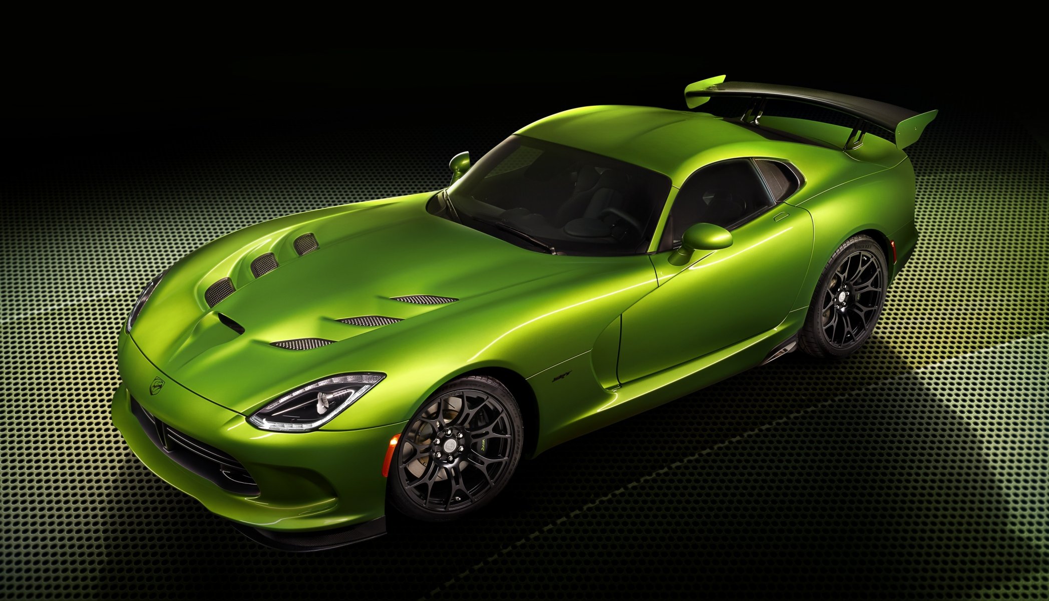 schivare cento vipera auto tuning verde supercar