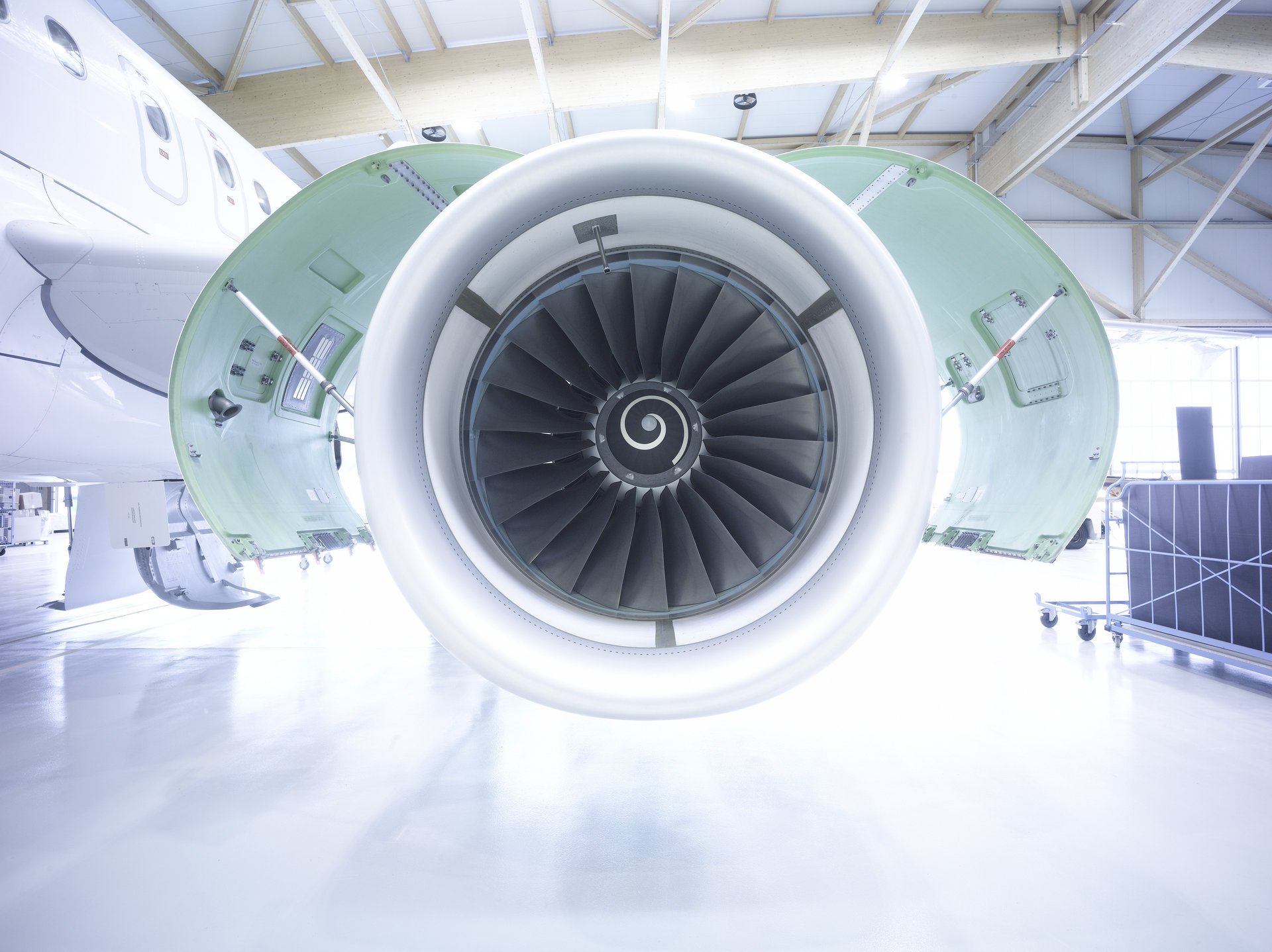 turbine blades case the plane hangar