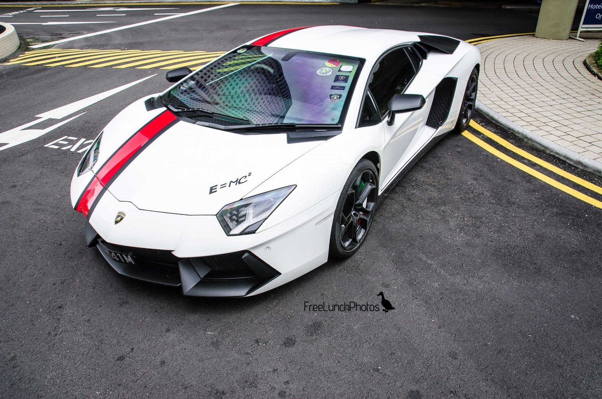 lamborghini lamborghini aventador voiture auto route dans la rue blanc