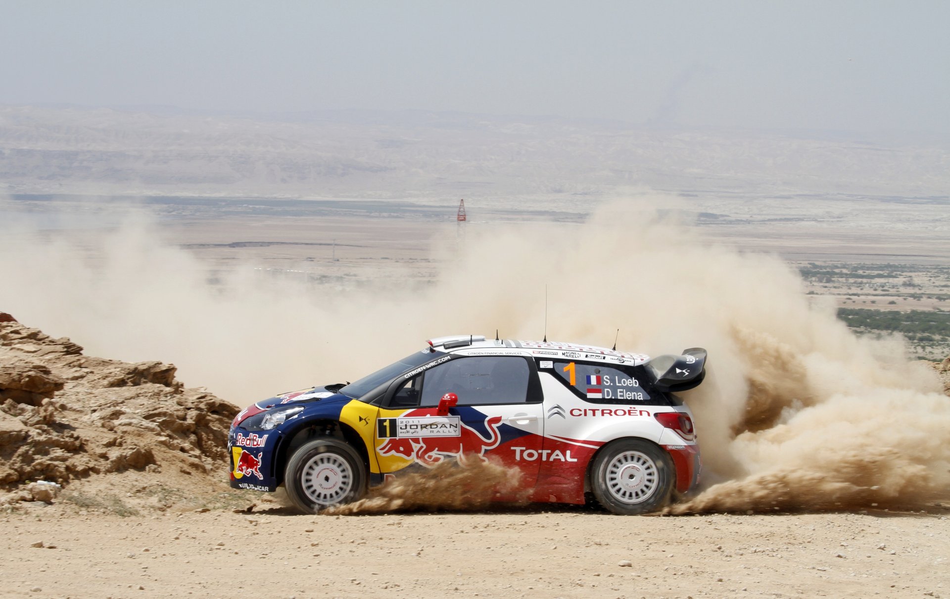 citroen ds3 rally wrc s. loeb d. elena polvo derrape citroen