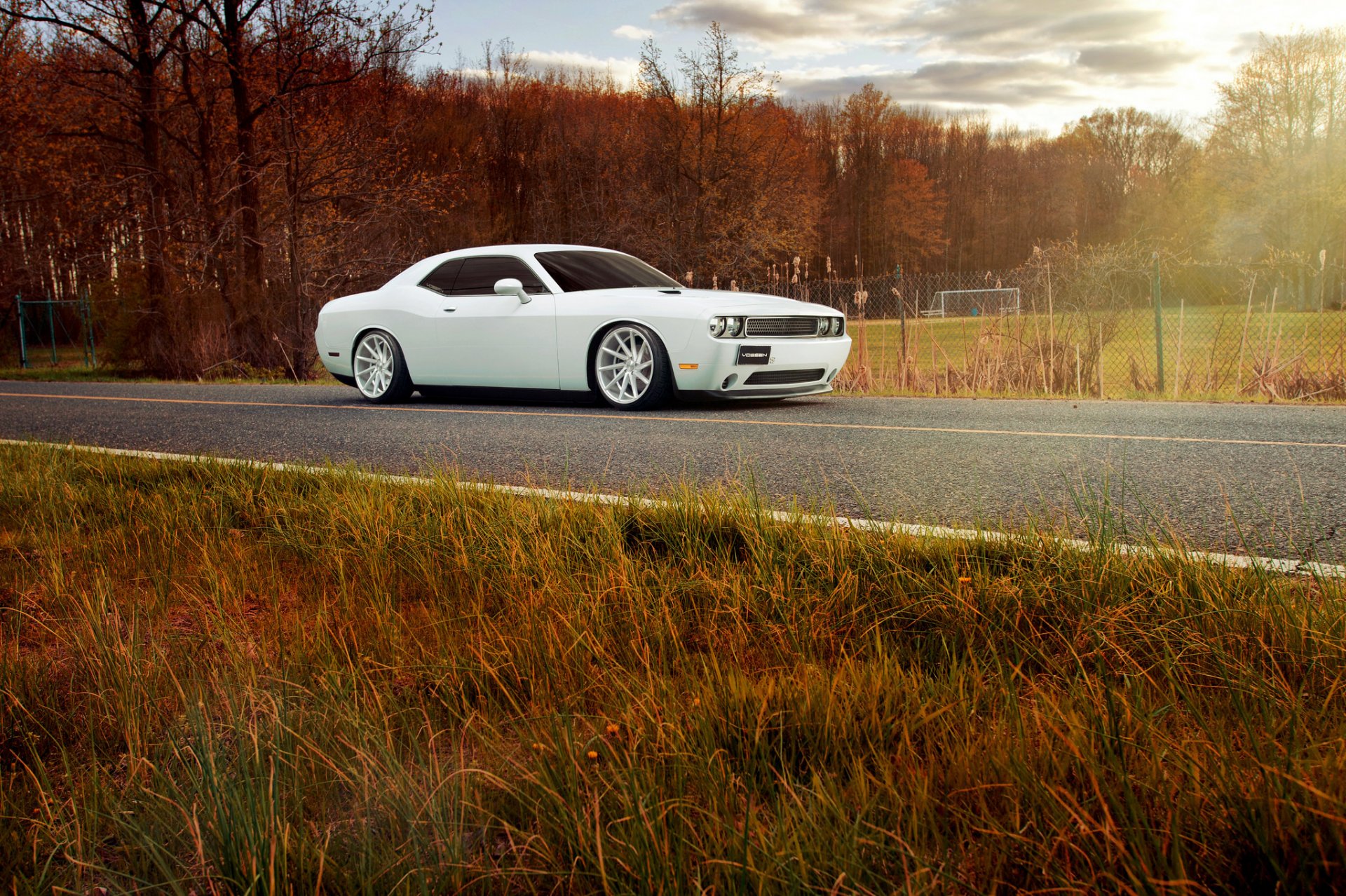 dodge challenger white vossen wheel