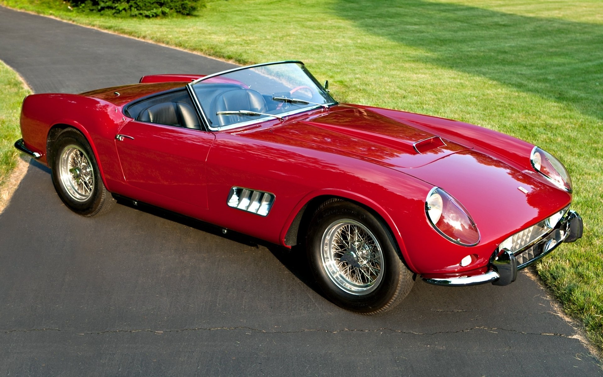 ferrari gt lwb californie spyder 1957 ferrari spider rouge avant classique belle voiture route herbe