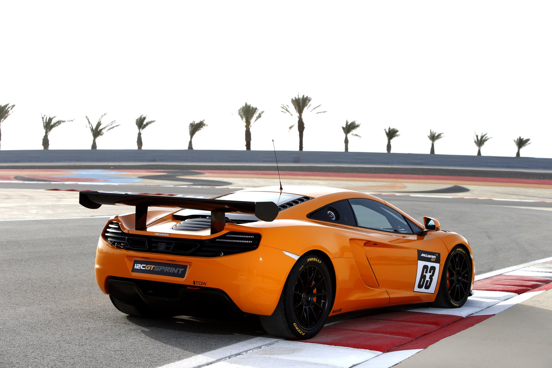 mclaren mp4-12c gt sprint auto tył samochodu supercar