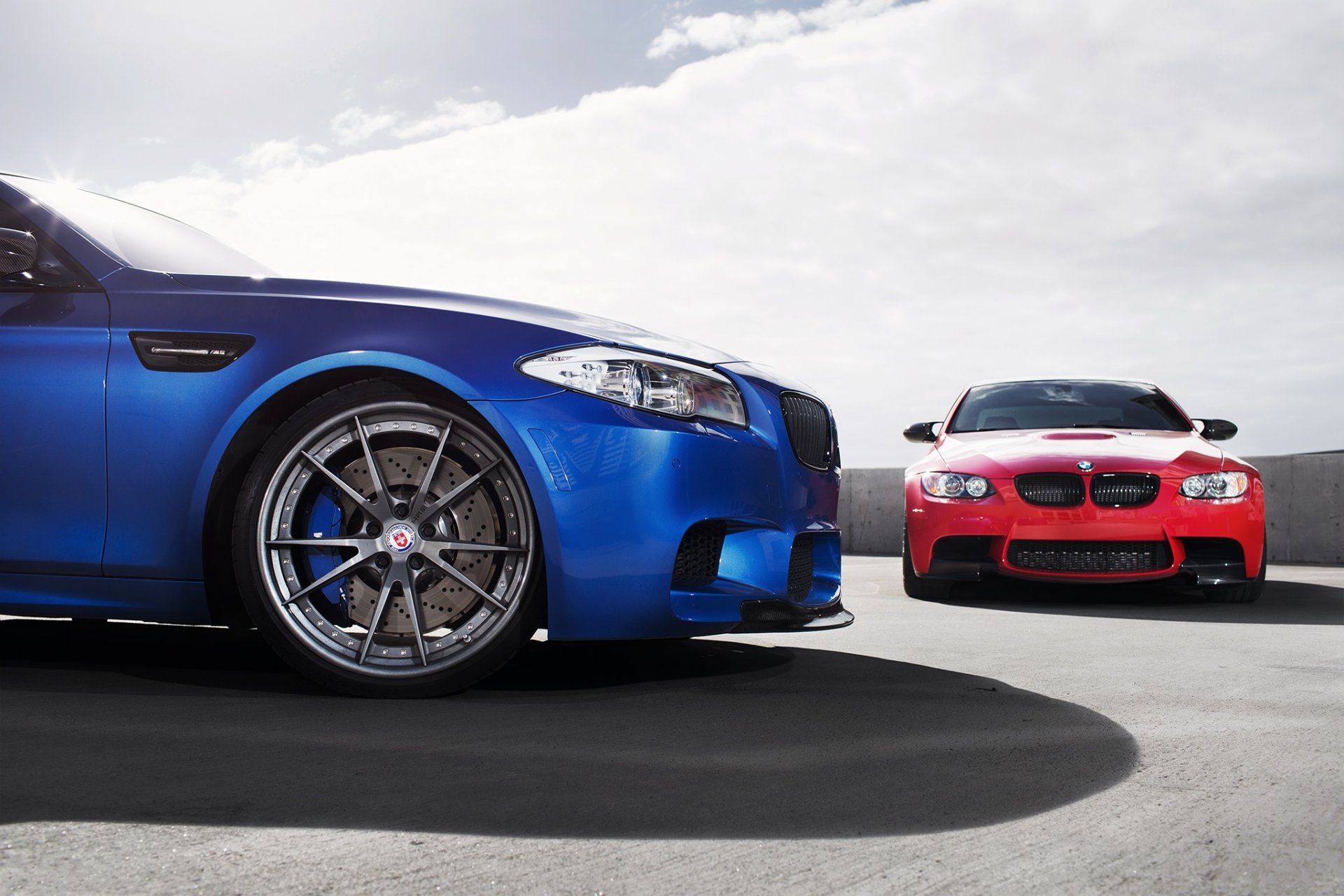 bmw m5 f10 m3 e92 monte carlo blue red bmw blue red shadow sky clouds glare