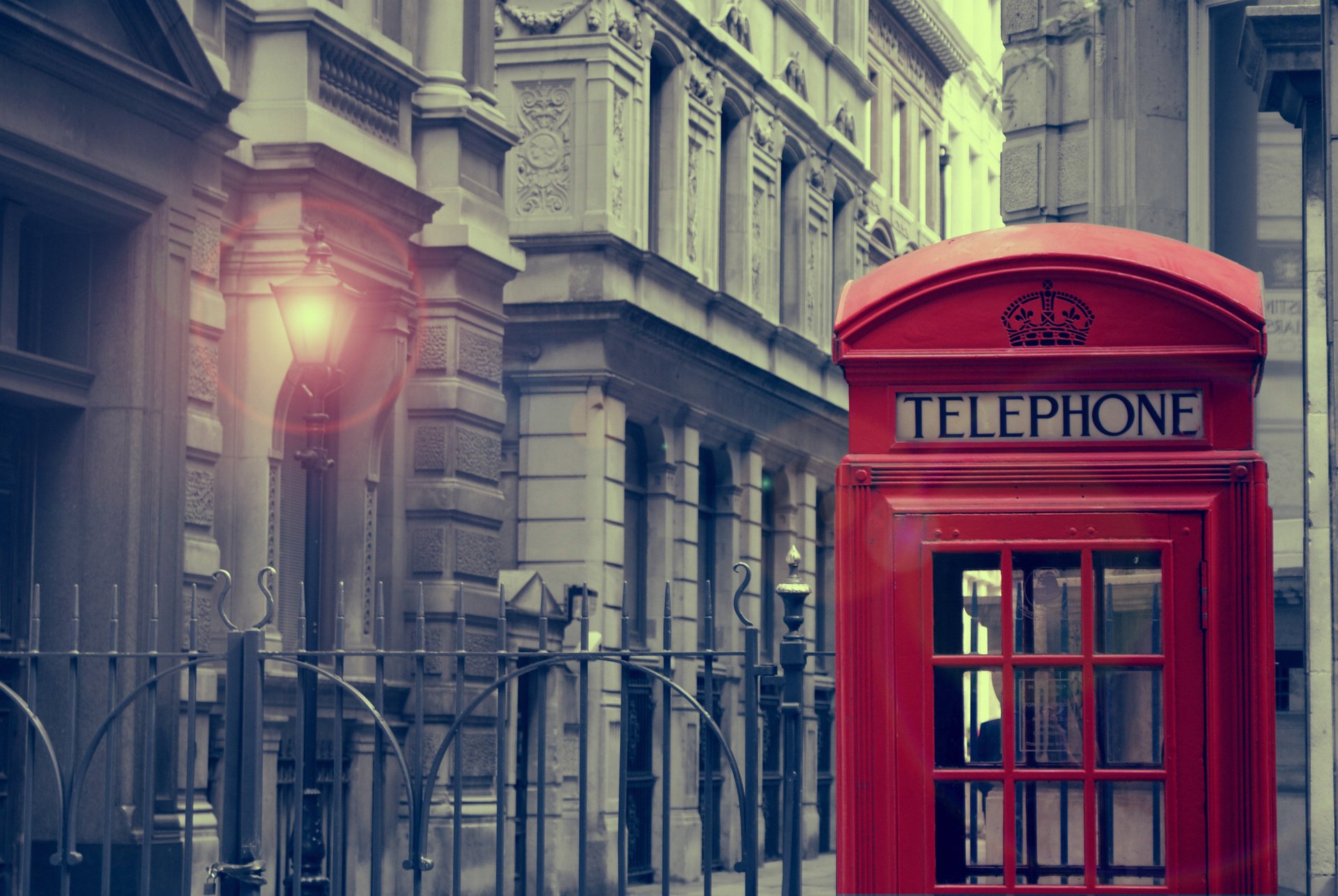 london house light city lantern lamp telephone booth city