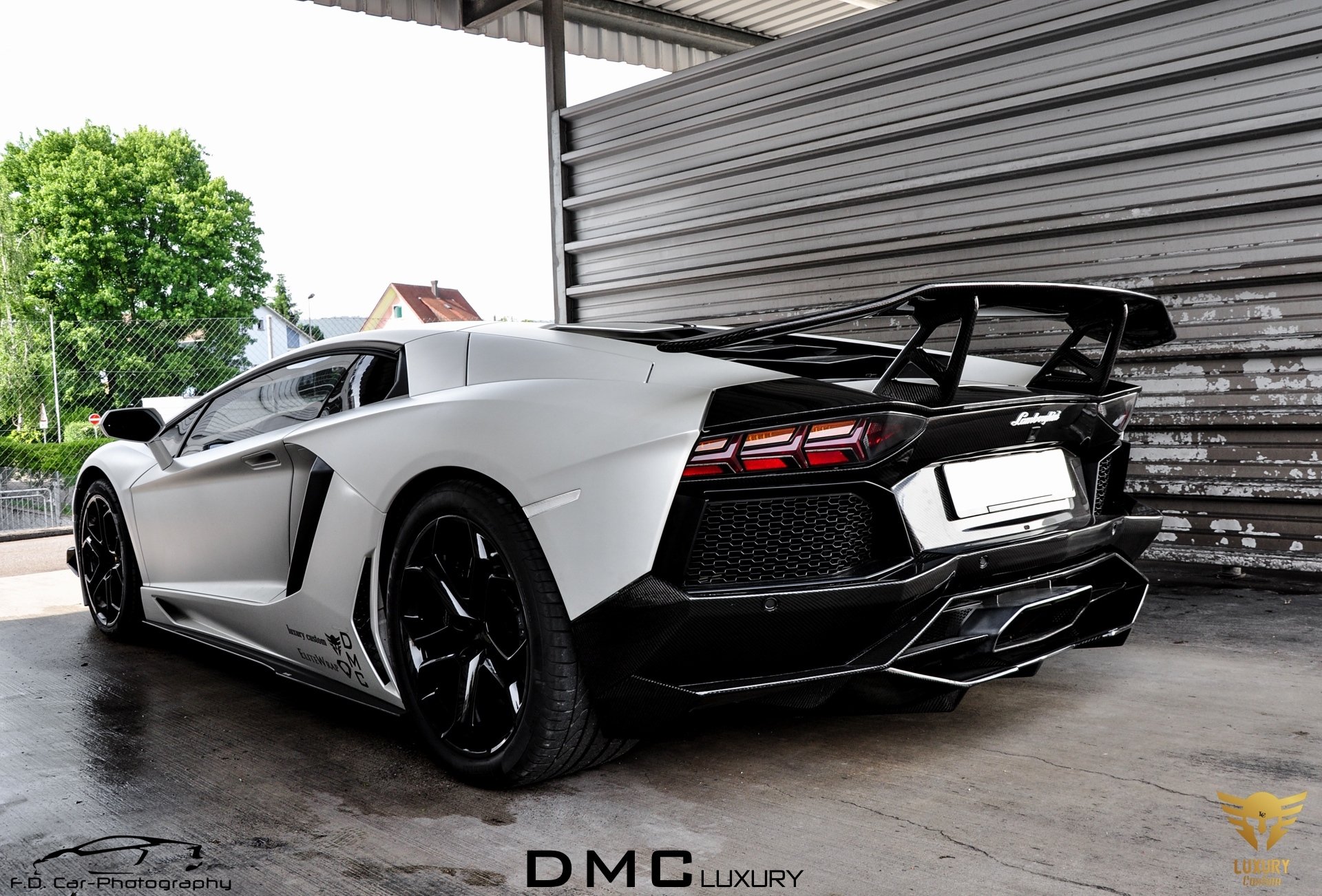 dmc lux lamborghini aventador lp700-4 auto trasero tuning superdeportivo