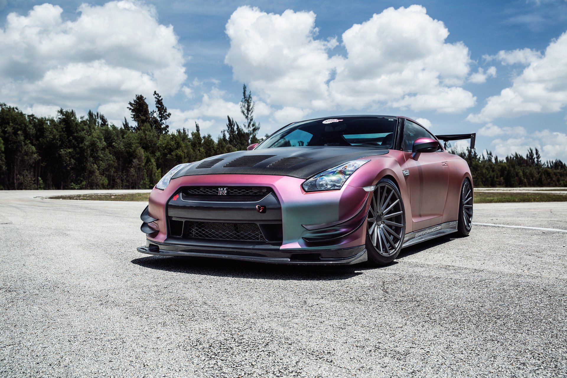 nissan gt-r motoryzacja tuning autoalarmy