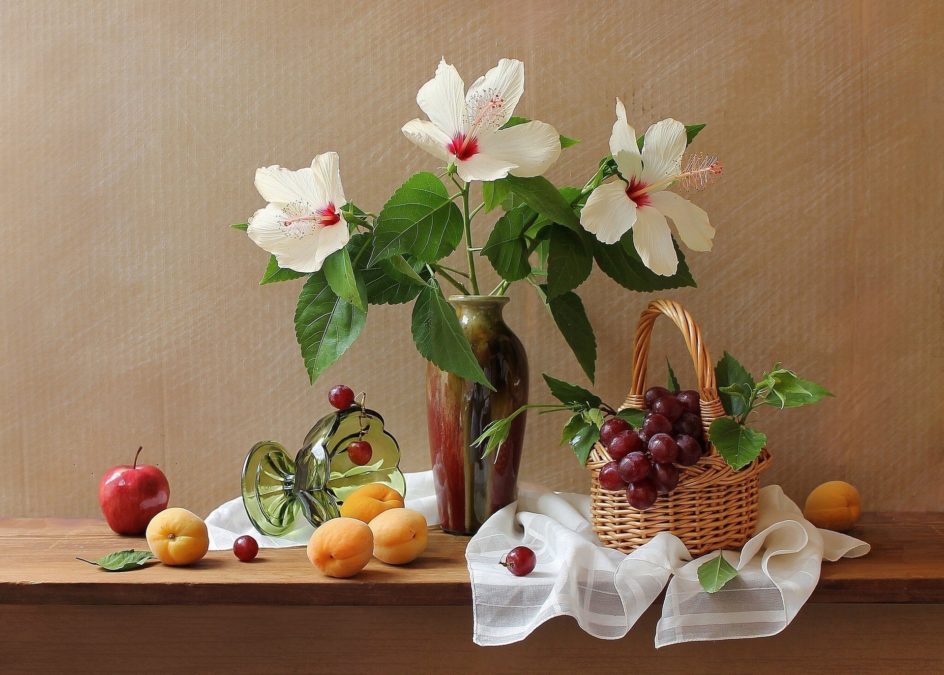 apricots grapes basket vase flower hibiscus apple bed