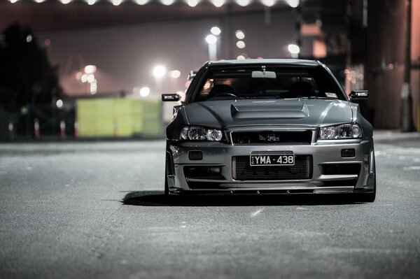 Nissan Skyline Skyline grigio