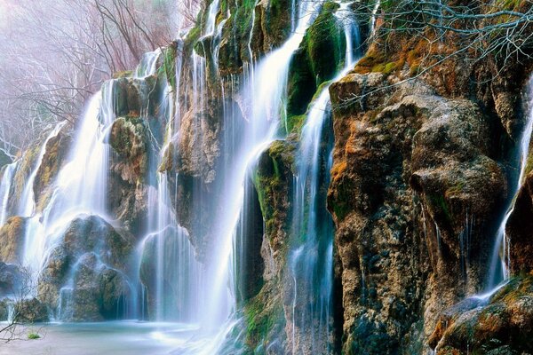 Tratamiento de fantasía de flujos de cascada