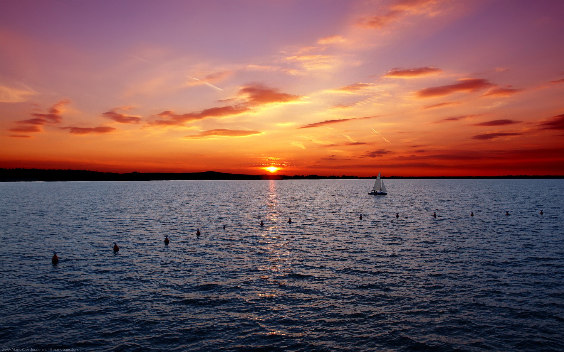 coucher de soleil yacht mer