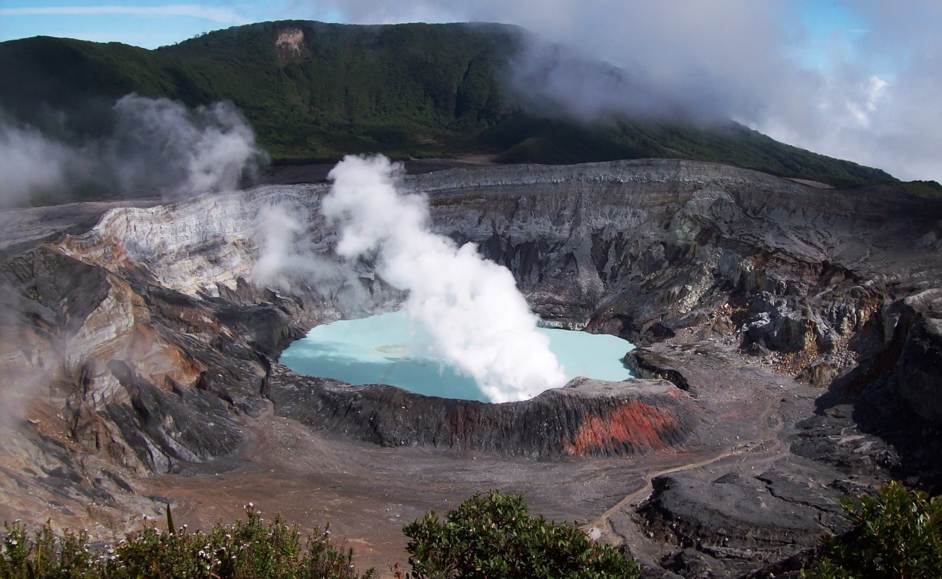 geyser montagne acqua