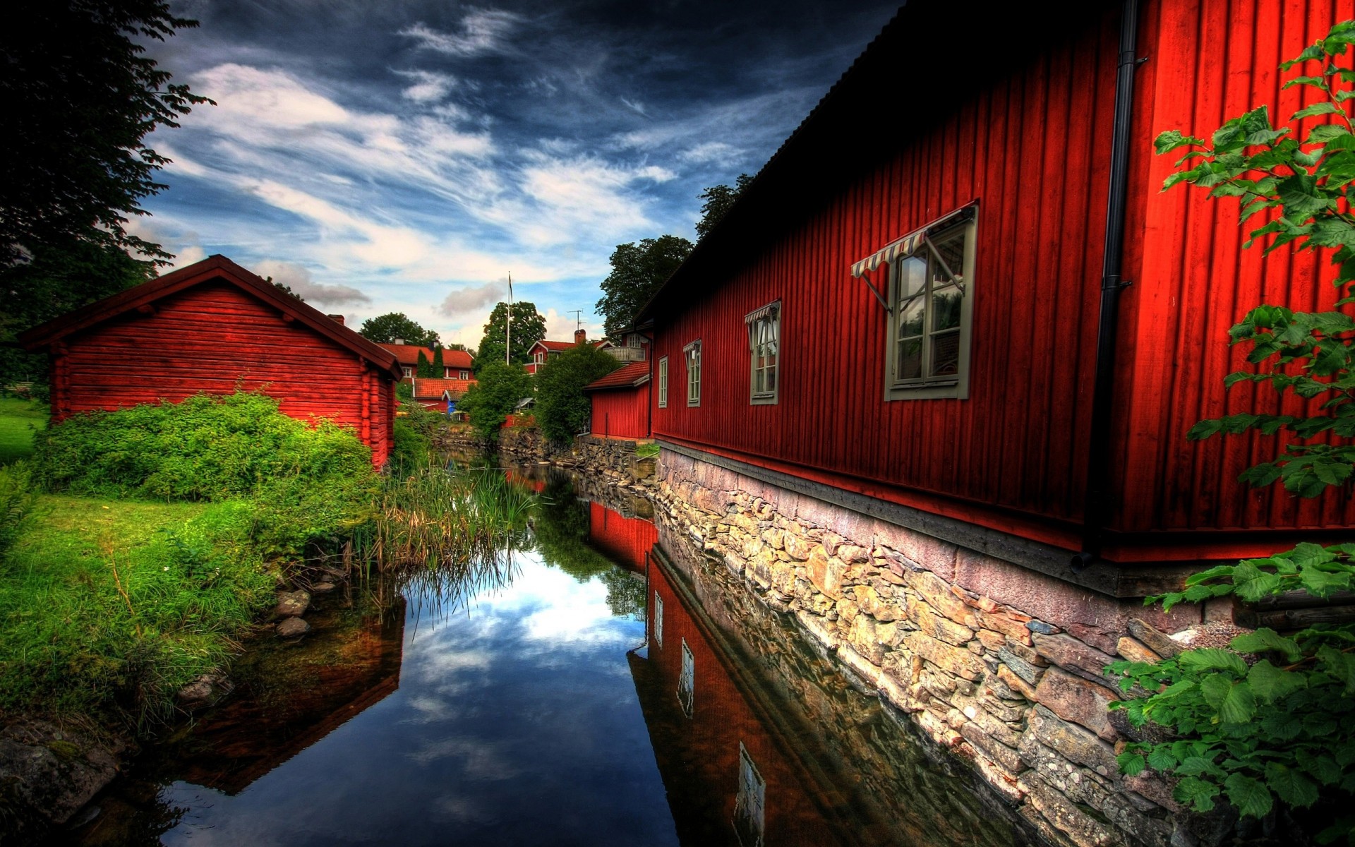 naturaleza río casa rojo