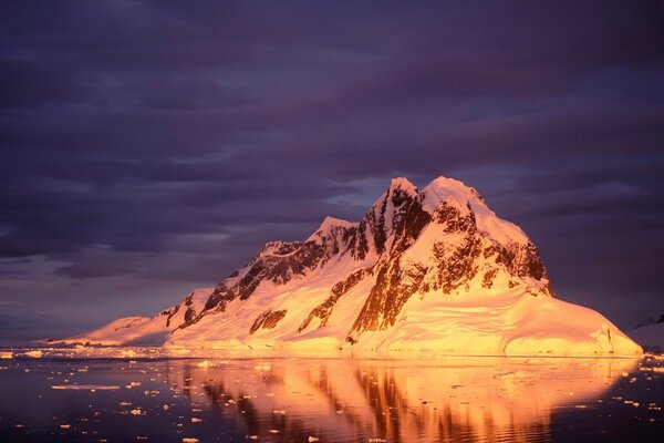 Snow mountain desktop wallpapers