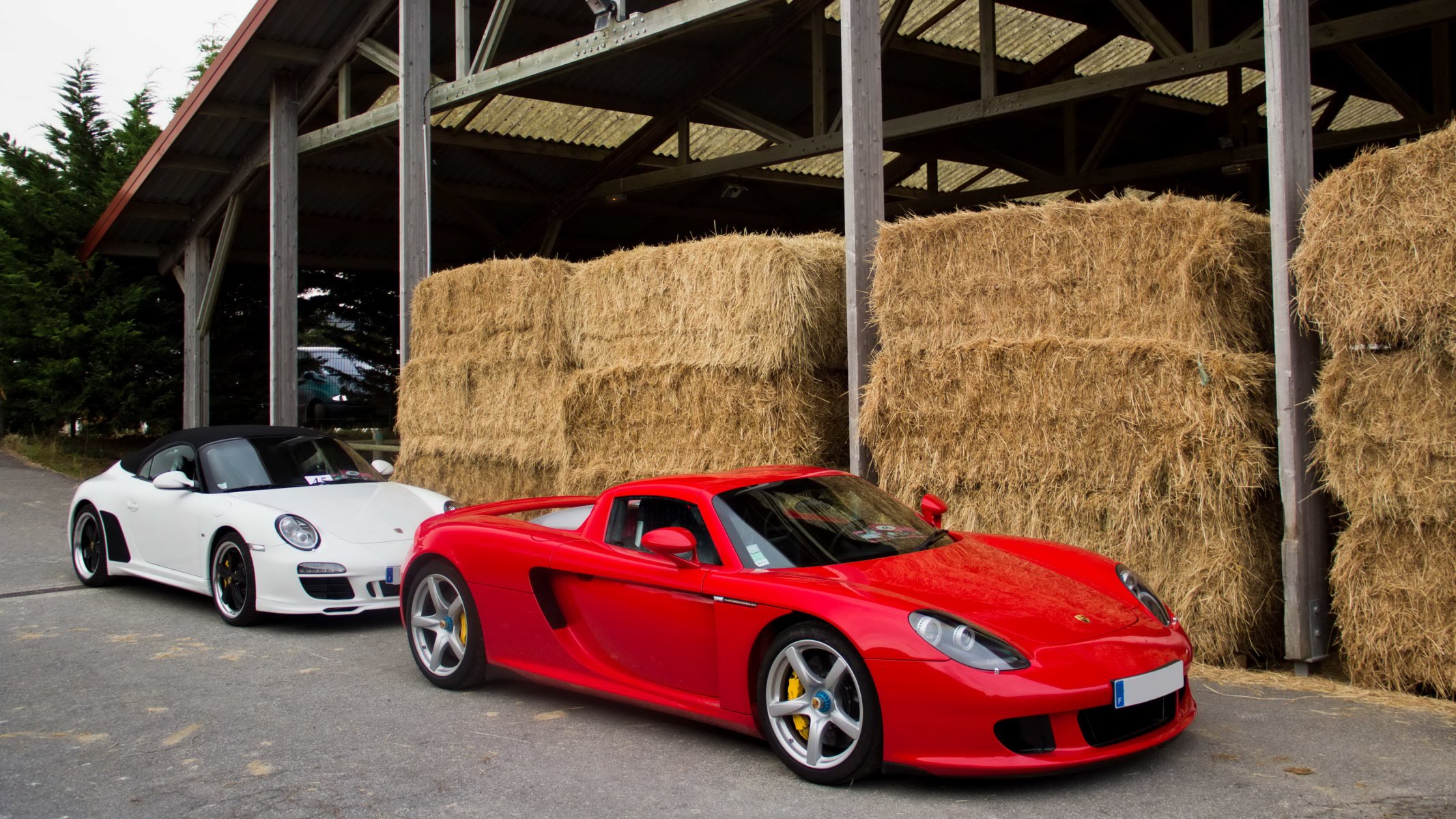 porsche carrera gt 911 speedster red white supercar