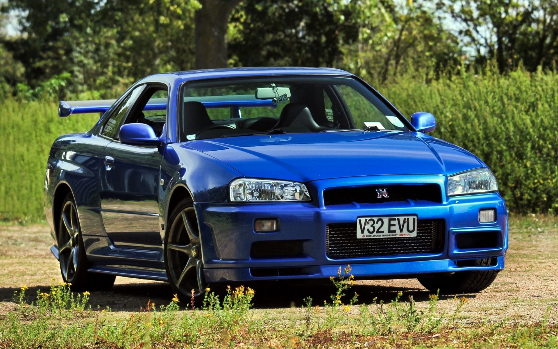 nissan orizzonte gt-r nissan skyline anteriore blu sfondo