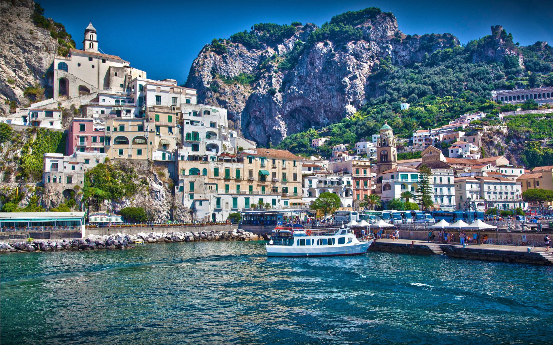 włochy italy łódź amalfi miasto morze domy łódź amalfi