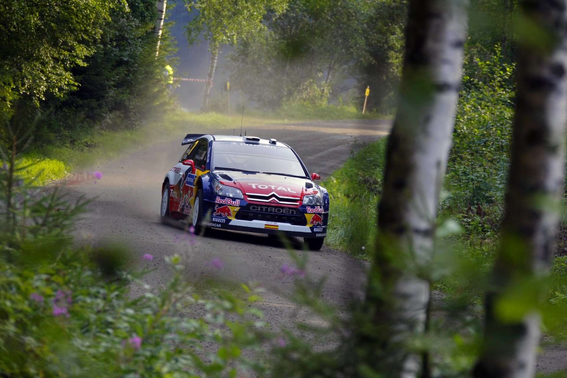 citroën c4 wrc rallye dani sordo voiture rallye avant forêt citroën