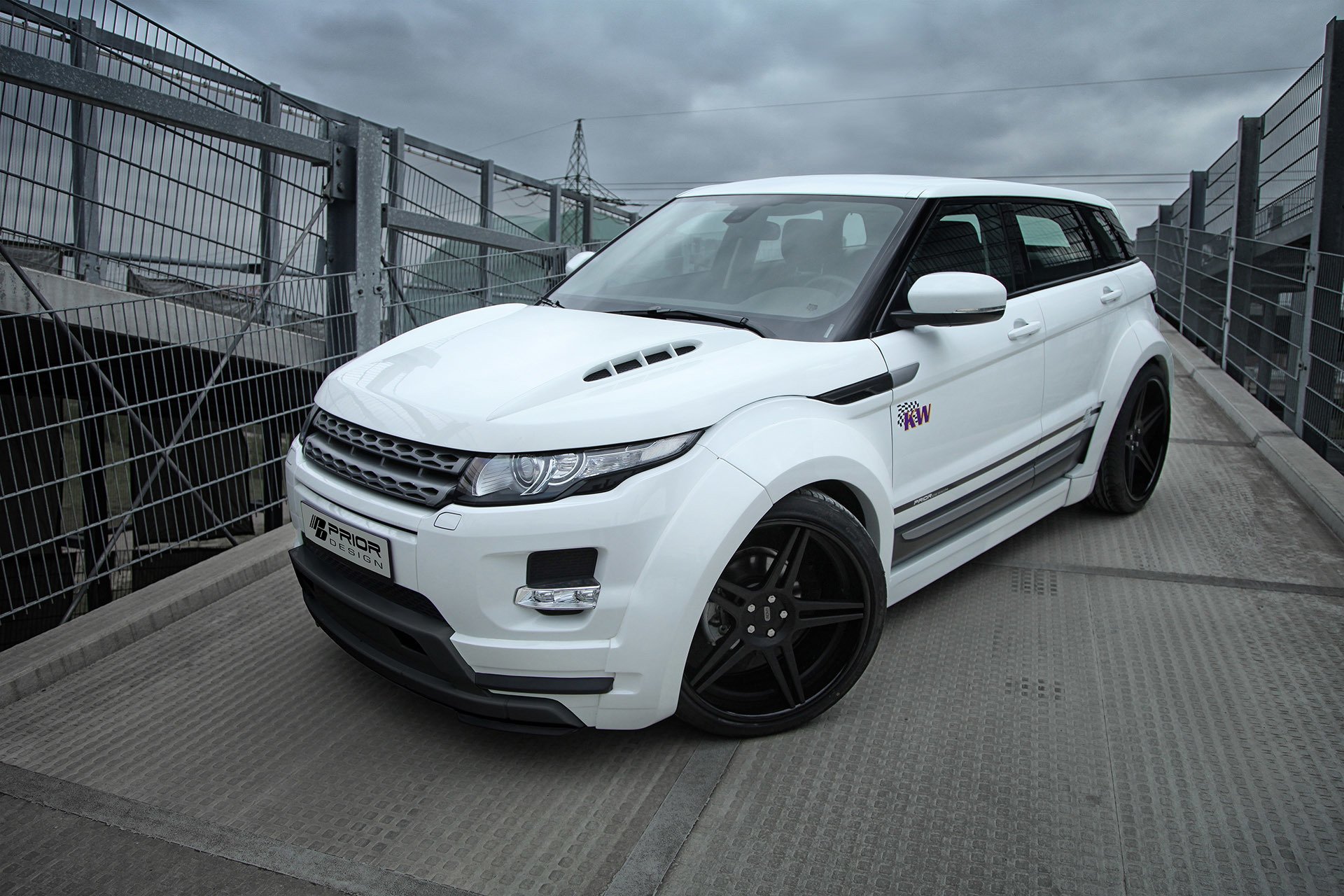 pre-design land rover range rover evoque pd650 kąt samochód biały samochód